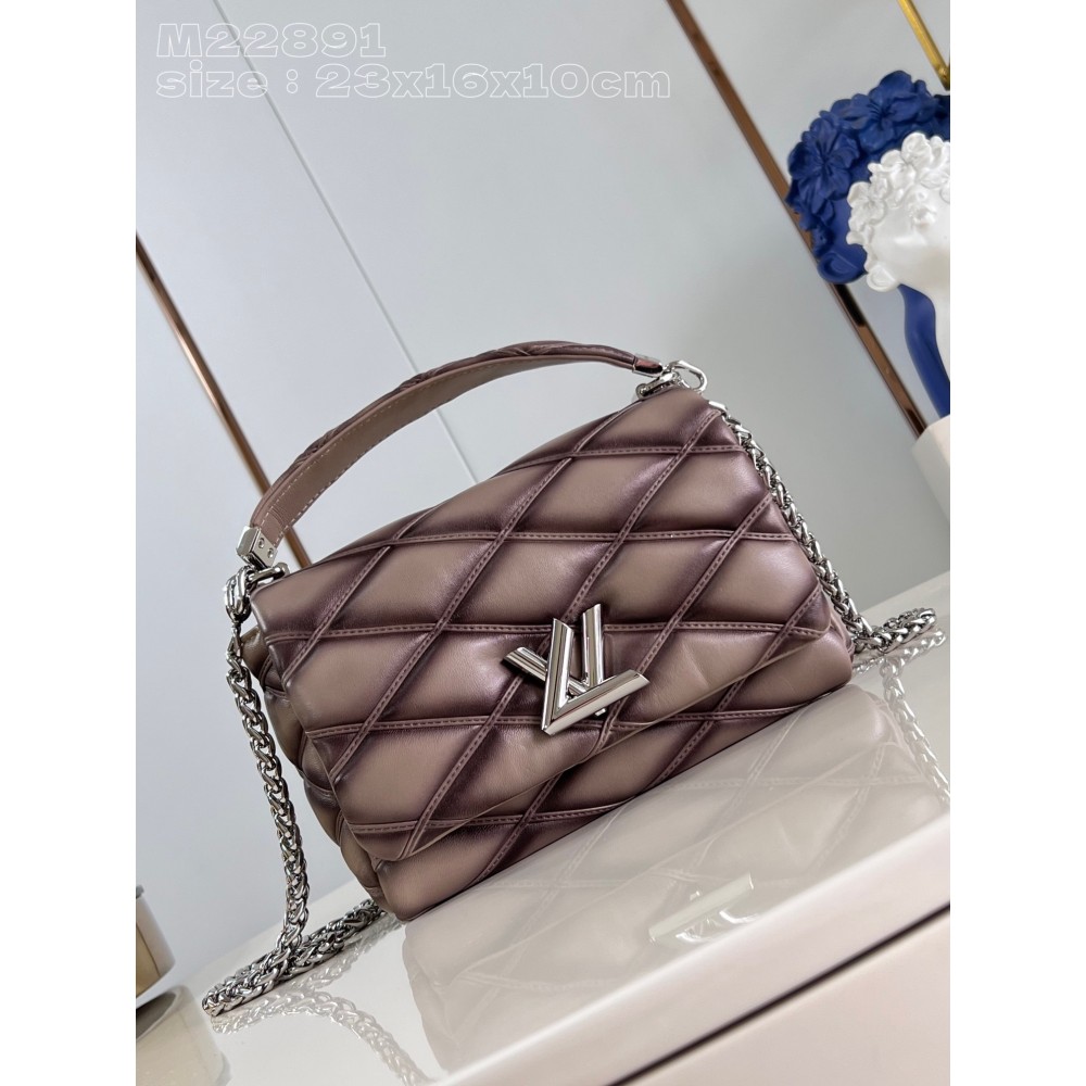 M22891 Louis Vuitton Go-14 23cm Medium Shoulder Bag IAMBAGS32956 Outlet Sales