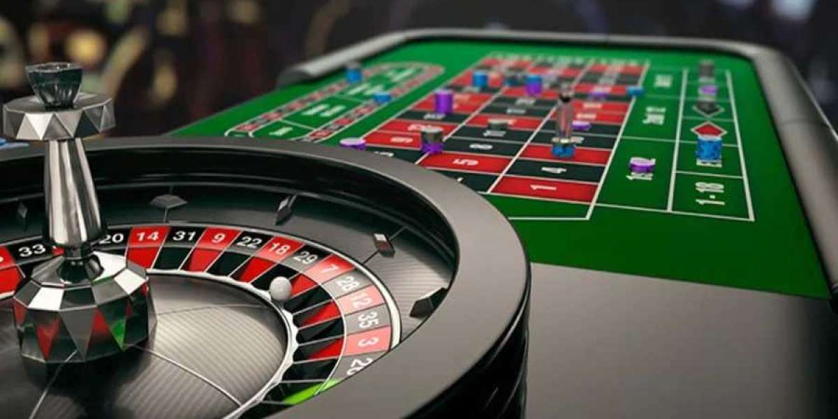 Mastering Online Baccarat: Tips, Tricks, and Strategies