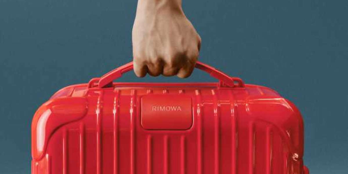 RIMOWA：旅行中的奢華與品質之選